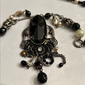 Elegant Black and Silver Italian Necklace